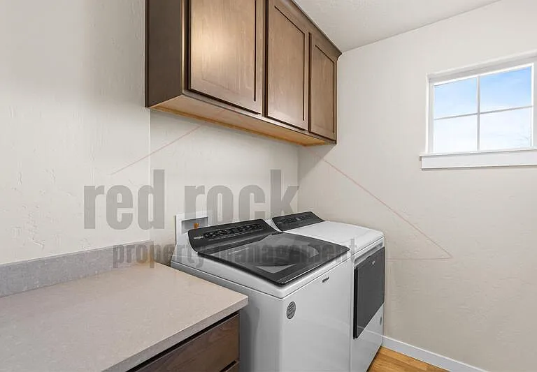 1228 N Tschirley Rd #1 — Photo 19