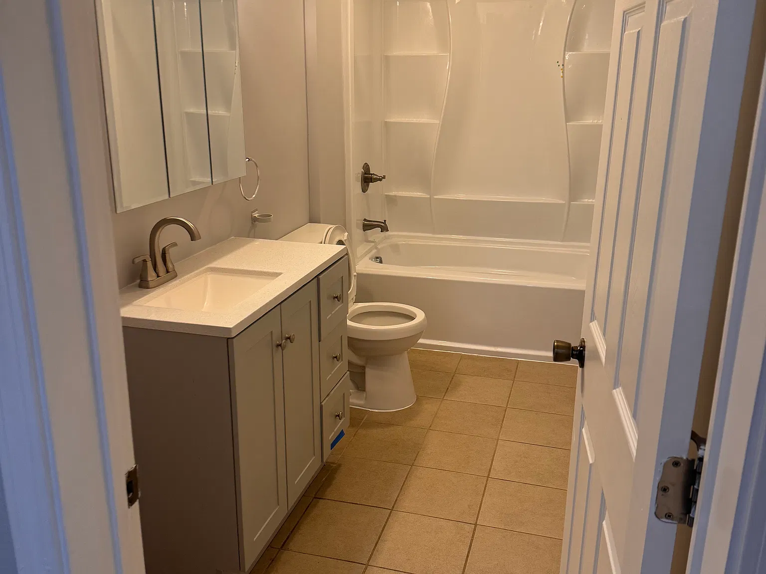 195 Fairmont Ave — Photo 2