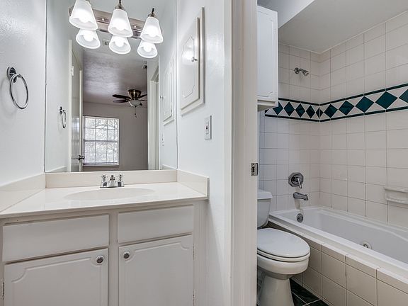 5th image of 7608 Woodthrush Dr