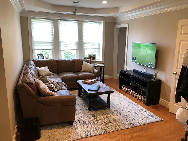 Living Room w/Furniture