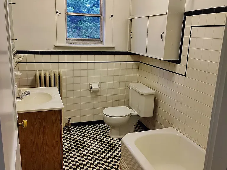 3704 Nicholas St — Photo 12