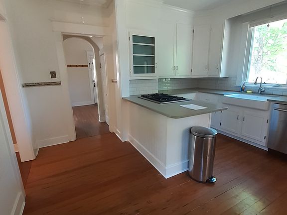 5th image of 519 W 33rd St