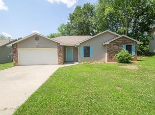 203 W Alhambra Dr, Columbia, MO 65203