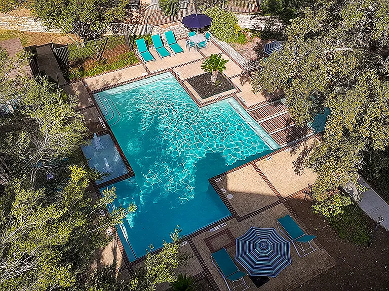 Oak Springs Pool