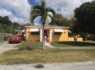 445 NW 121st St, North Miami, FL 33168