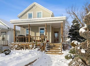 550 6th Ave S, Clinton, IA 52732