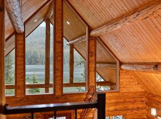 1060 Lake Dr, Columbia Falls, MT 59912