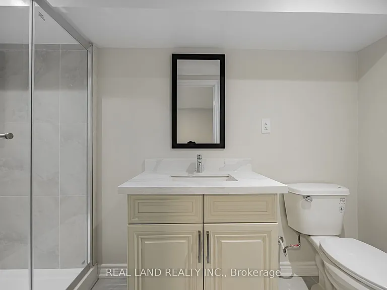 274 Timothy Ct #LOWER — Photo 13