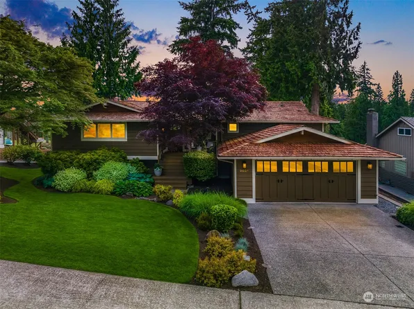 2001 183rd Avenue NE, Redmond, WA 98052