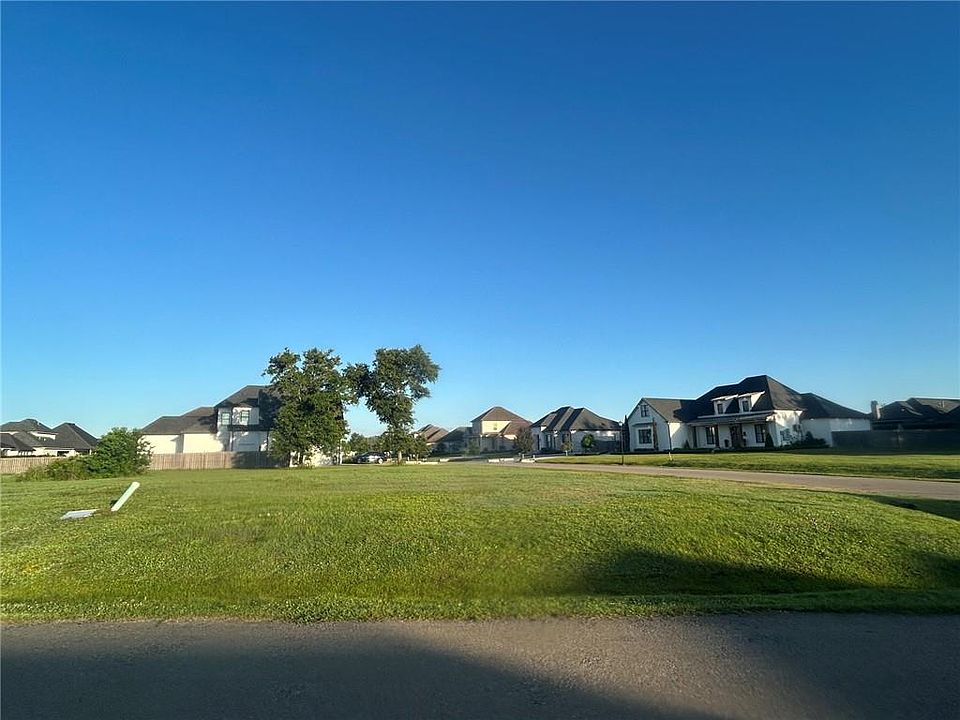 1st image of 144 Wood Duck Dr