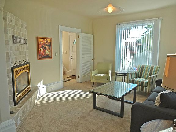 3rd image of 433 Cypress Ave