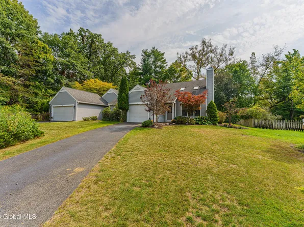 141 Garnett Lane, Slingerlands, NY 12159