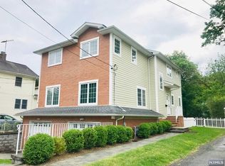 39 Grove St #B, Tenafly, NJ 07670
