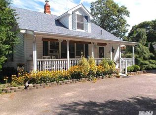 161 Lake Ave S, Nesconset, NY 11767