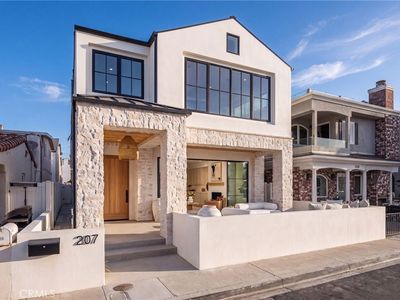 207 43rd St, Newport Beach, CA, 92663