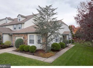 108 Hazelwood Ln, Marlton, NJ 08053