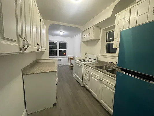 Rented by EZ Sell Realty | media 2