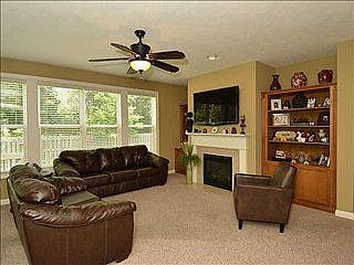 4th image of 6126 Golden Eagle Dr