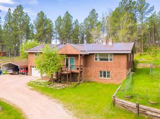 25134 Bear Rock Rd, Custer, SD 57730