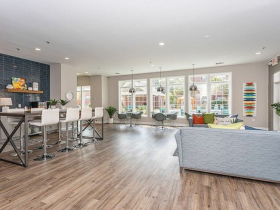 The Grand at Market District-3