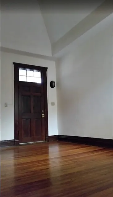 1 bed, 900 sqft, $950 — Photo 3