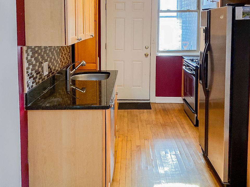 1st image of 4700 N Winchester Ave #1-1950