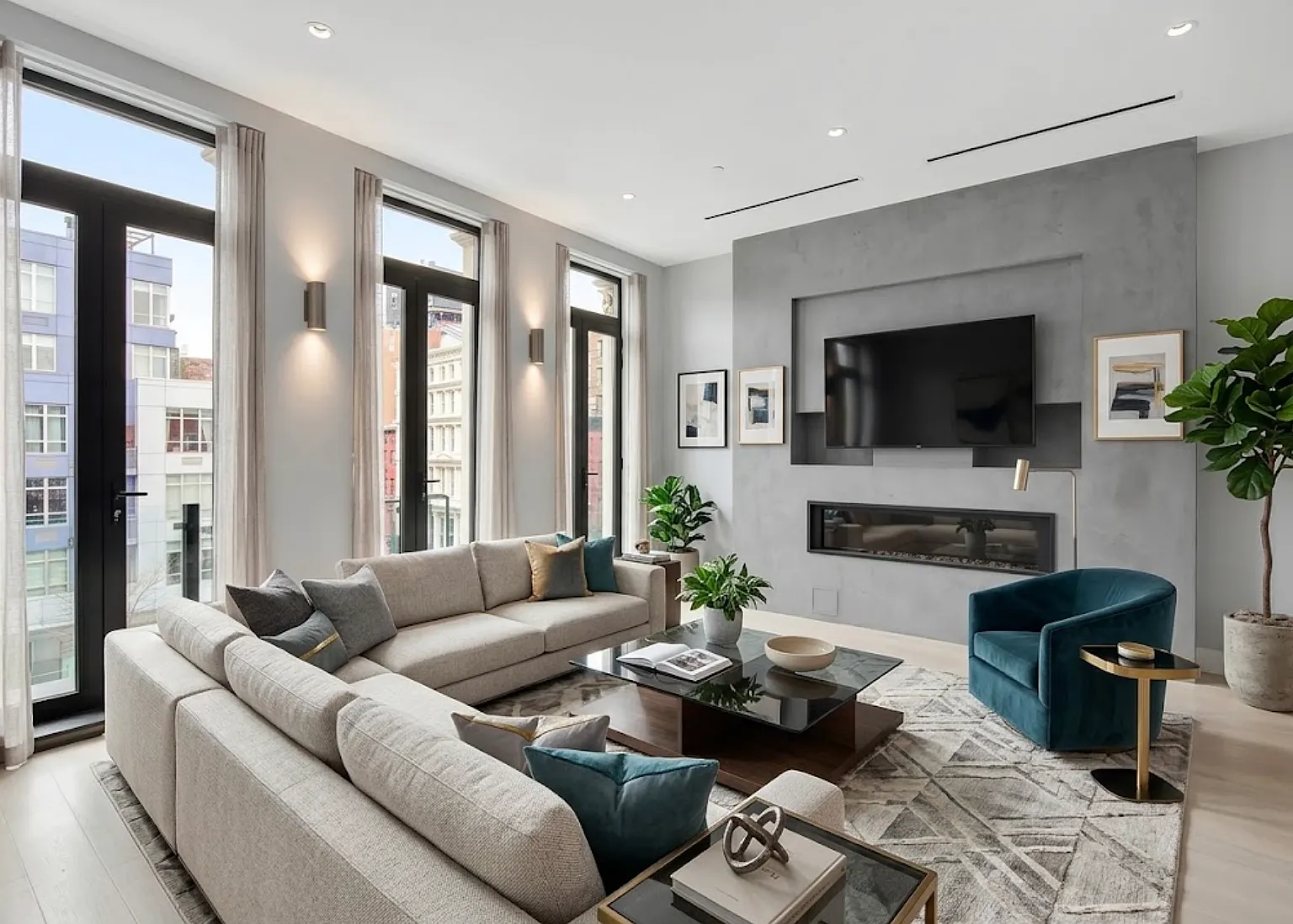 356 Bowery — Photo 1