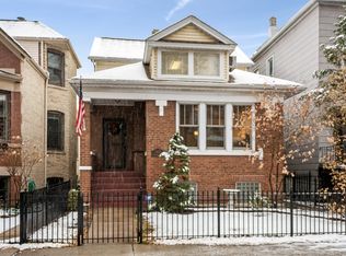 3423 N Bosworth Ave, Chicago, IL 60657
