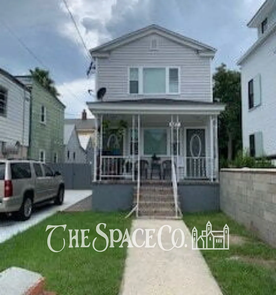 3 bed, 1.0 bath, 864 sqft, $2,950 — Photo 2