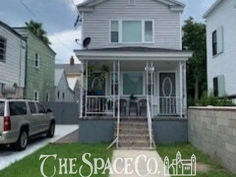 587 Rutledge Ave #B — Photo 2