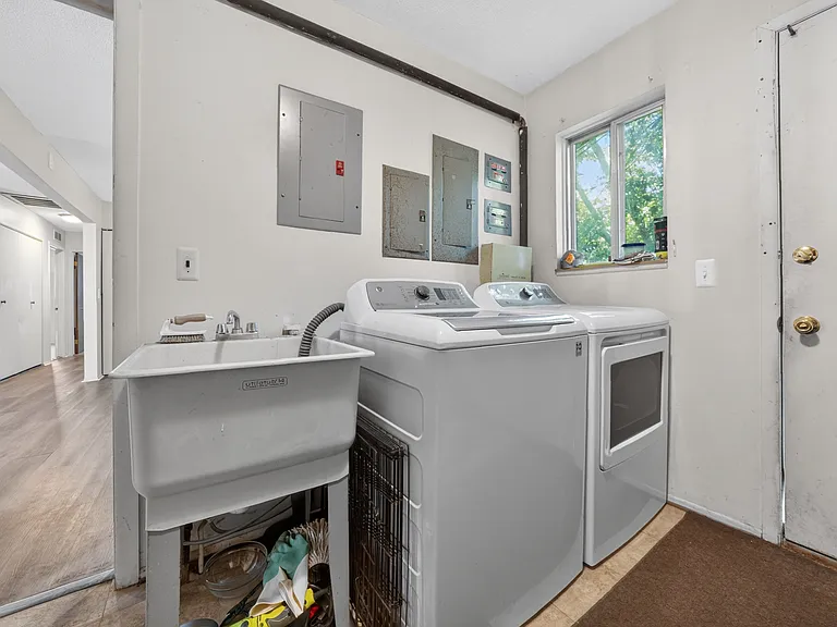 3712 Hampton Blvd — Photo 14
