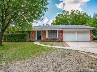 7723 Pinebrook Dr, San Antonio, TX 78230