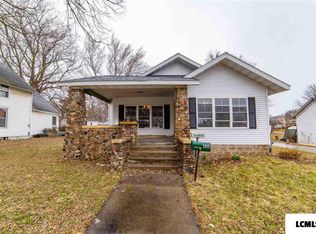 428 5th St, Lincoln, IL 62656