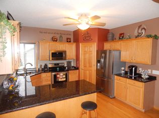 13720 Wellstead Dr, Rogers, MN 55374