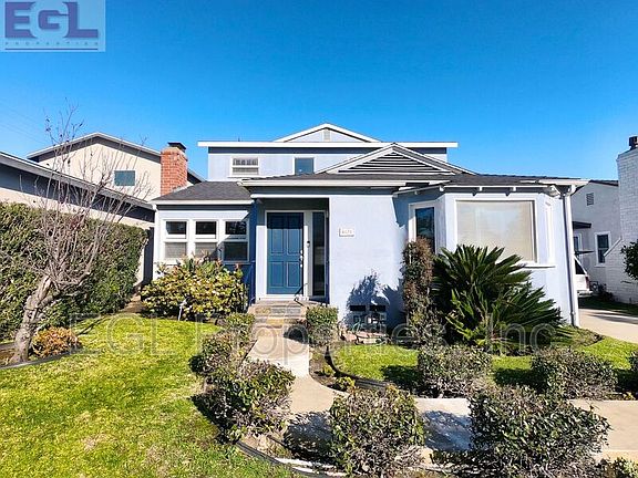 3rd image of 4020 Bledsoe Ave