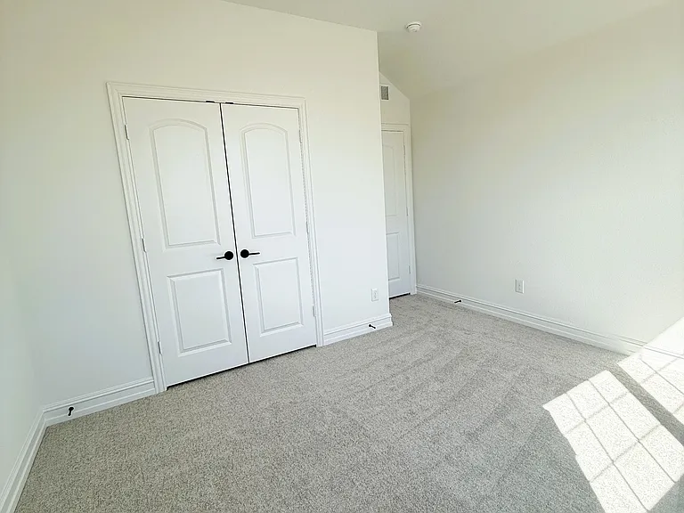 4349 Noble Ln — Photo 17
