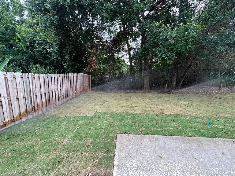 1018 Silver Lake Dr — Photo 48