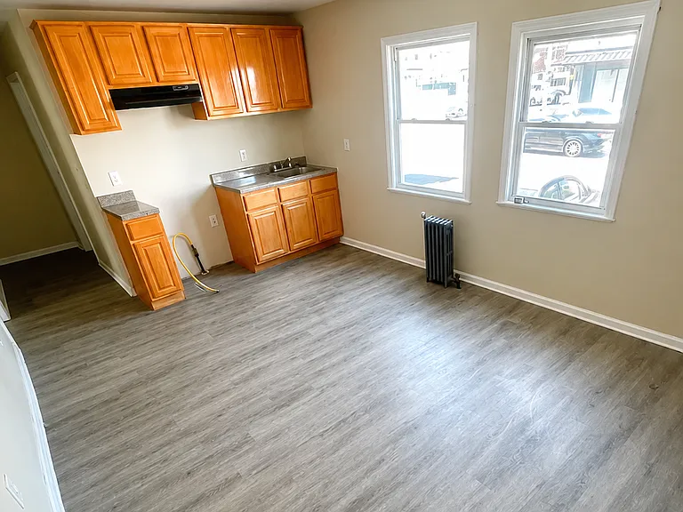 335 Myrtle Ave #1BA — Photo 1