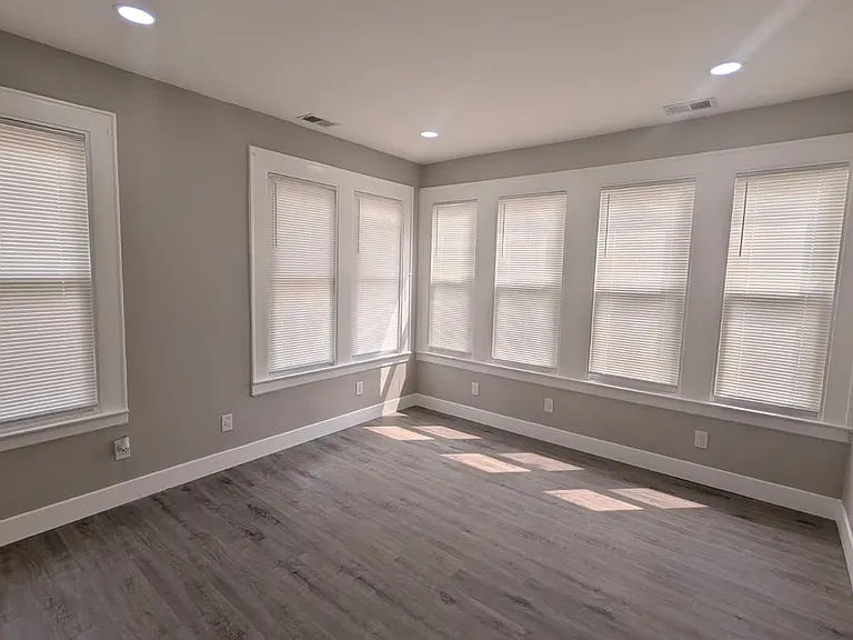 157-159 Sunset Ave #2 — Photo 8