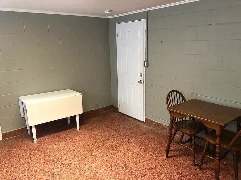 1025 W Lombard St — Photo 15