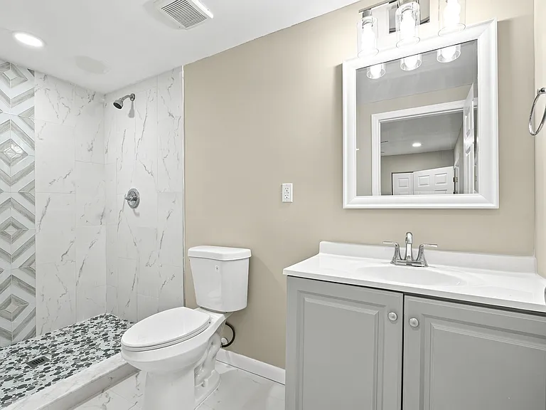 7218 Zapata Dr — Photo 14
