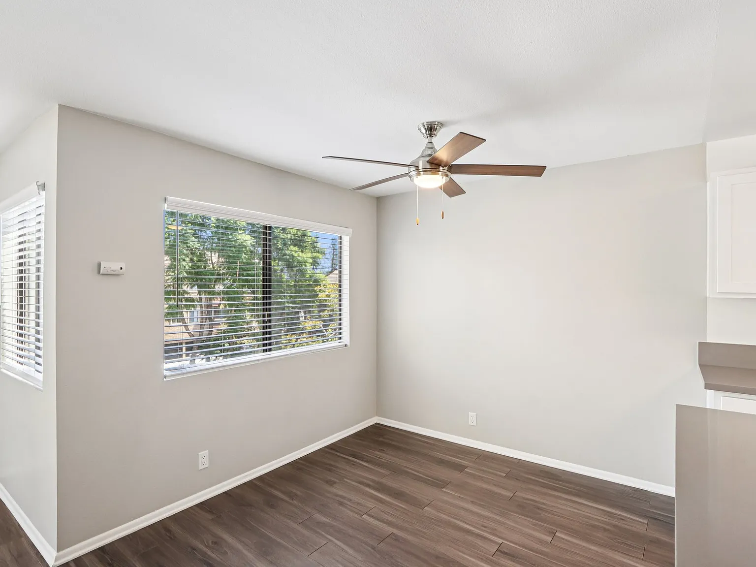 Creekside Alta Loma — Photo 4