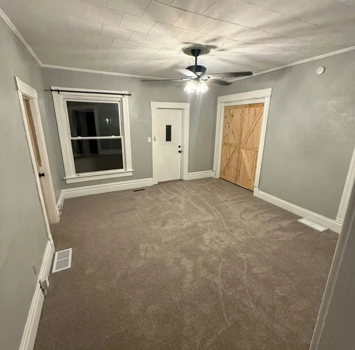 3 bed, $1,700 — Photo 4