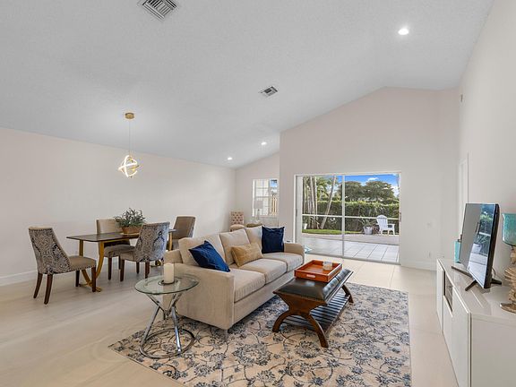 5th image of 6153 Bay Isles Drive