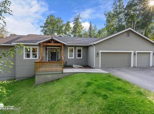 8510 Heather Cir, Anchorage, AK 99502