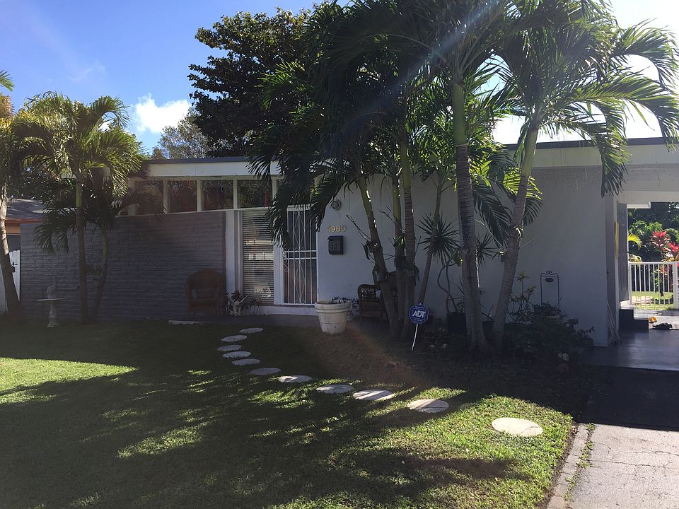 1st image of 1980 Alamanda Dr