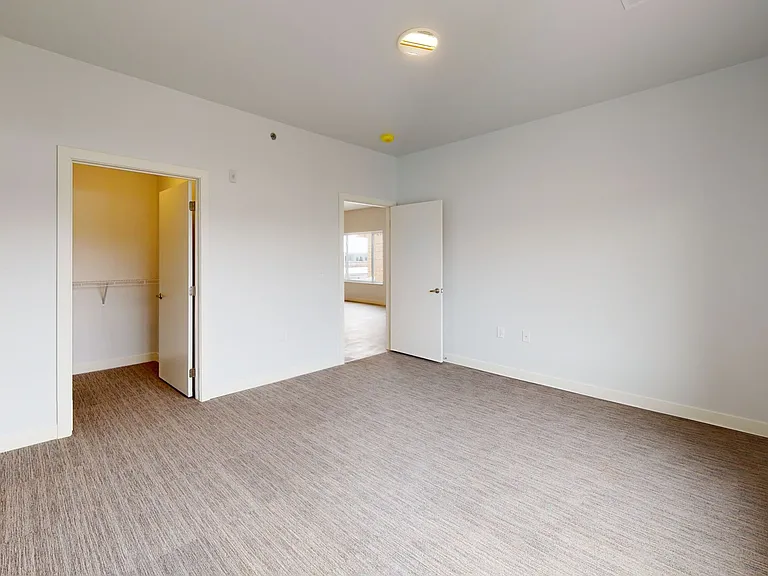 29 Flats — Photo 16