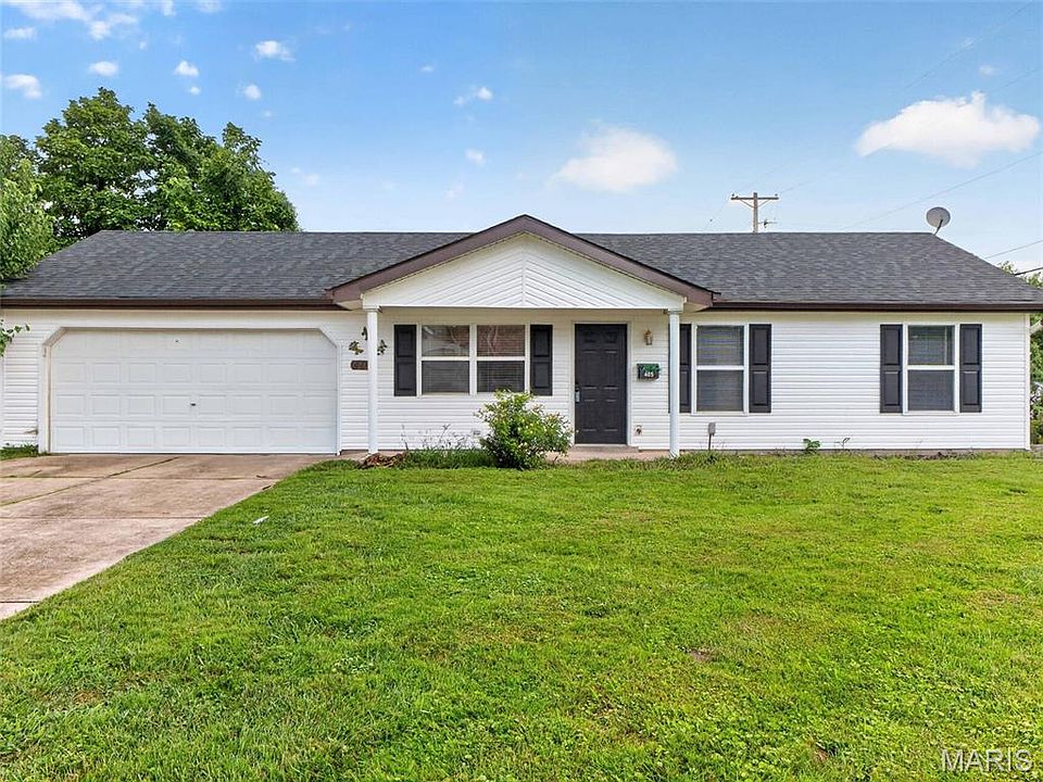 1st image of 405 Prince Ruppert Dr