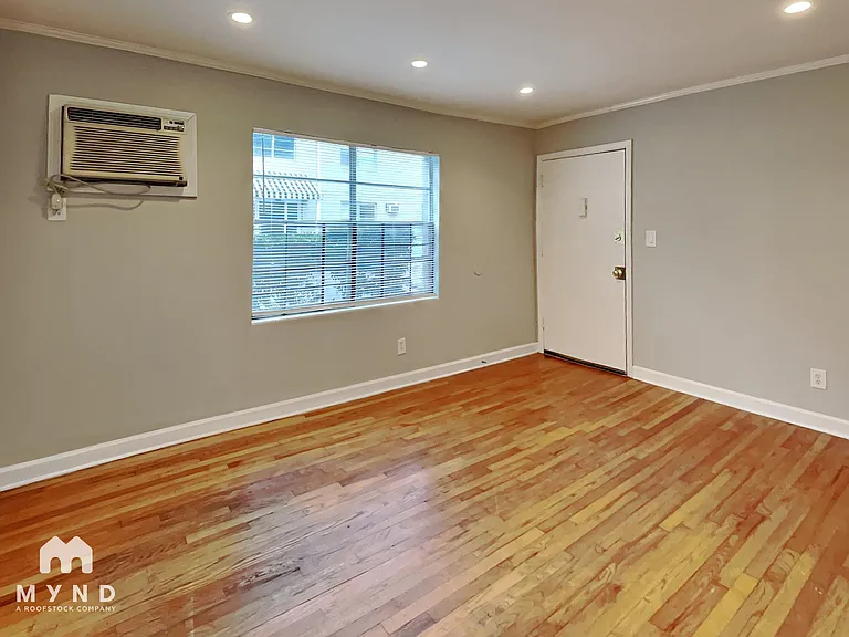 812 Piedmont Ave NE #4 — Photo 6