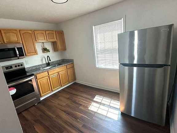 5th image of 3618 Manslick Rd #D